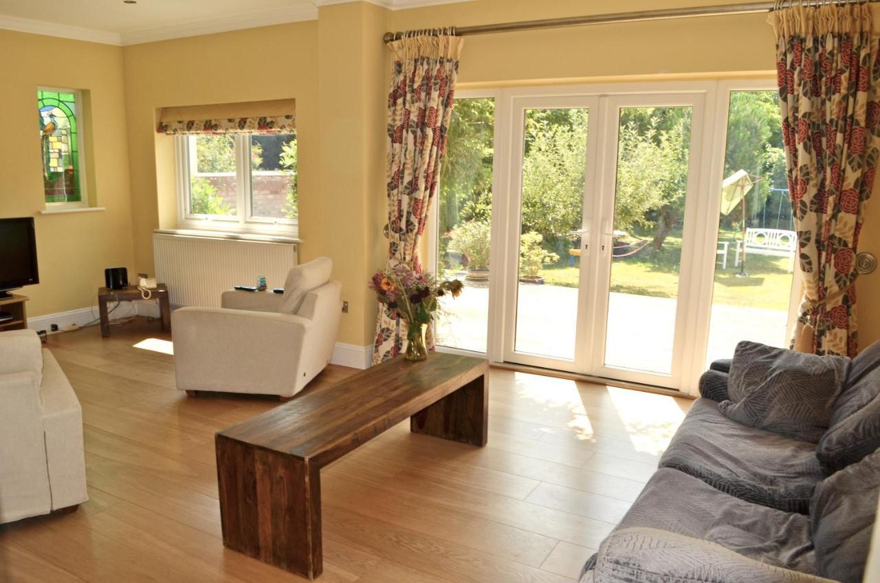 A Cozy House To Stay In Sunny Bournemouth Bagian luar foto