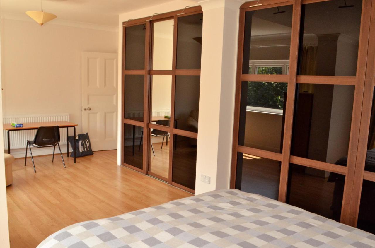A Cozy House To Stay In Sunny Bournemouth Bagian luar foto