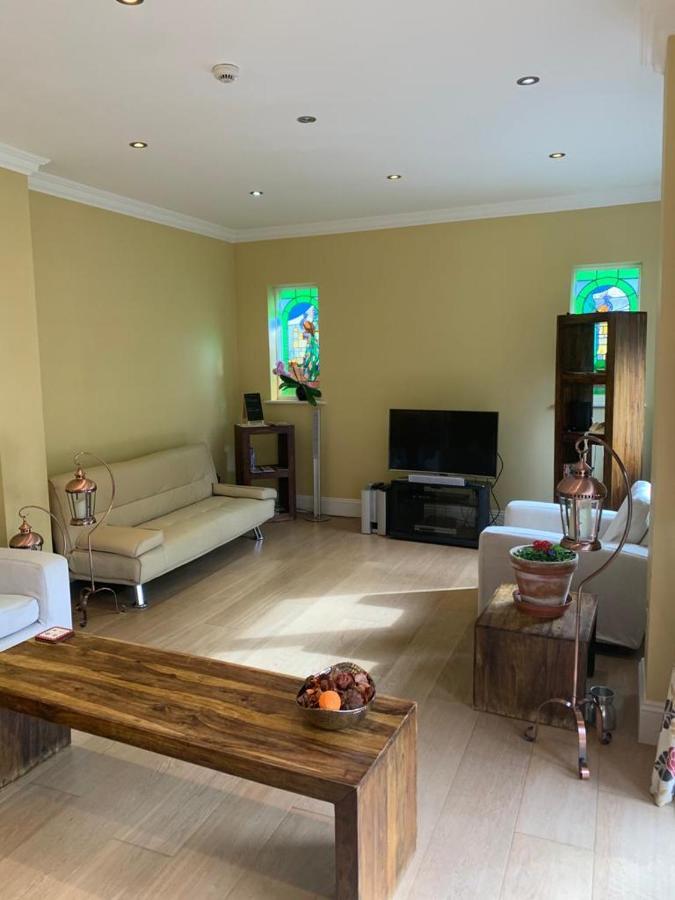 A Cozy House To Stay In Sunny Bournemouth Bagian luar foto